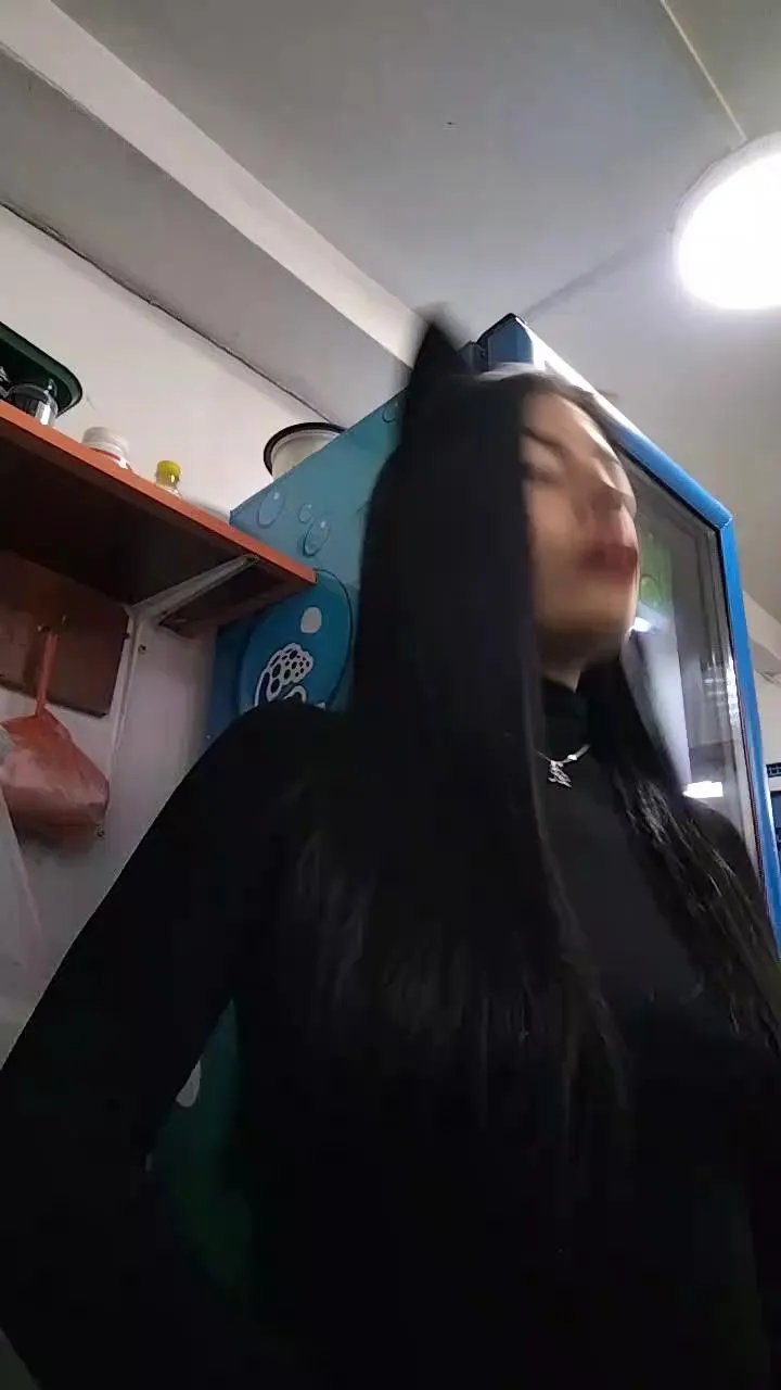 Offline Estefanii_R on Cam4