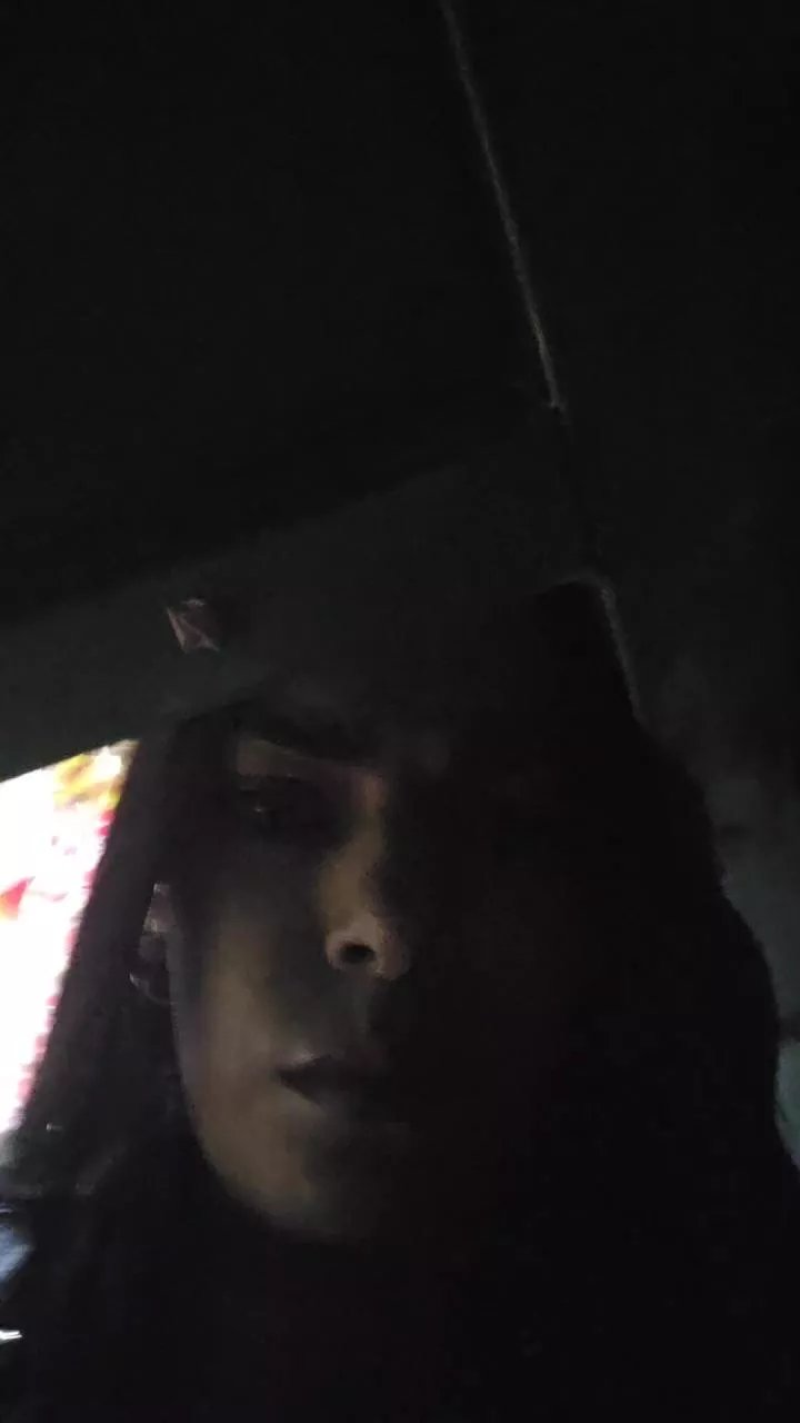 Offline Estefanii_R on Cam4