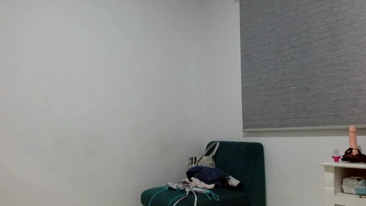 Offline Latin_hard_deep on Cam4