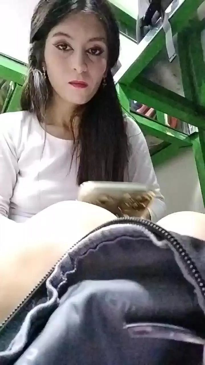 Offline soy_mary1 on Cam4