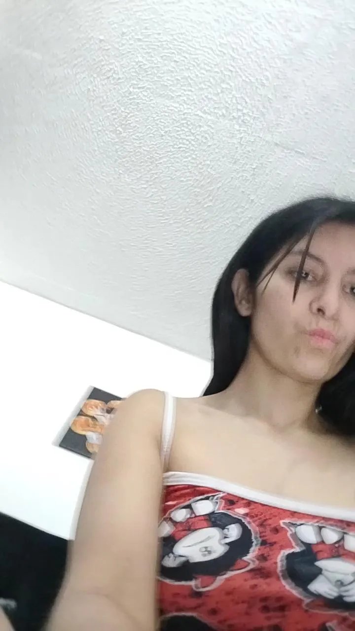 Offline soy_mary1 on Cam4