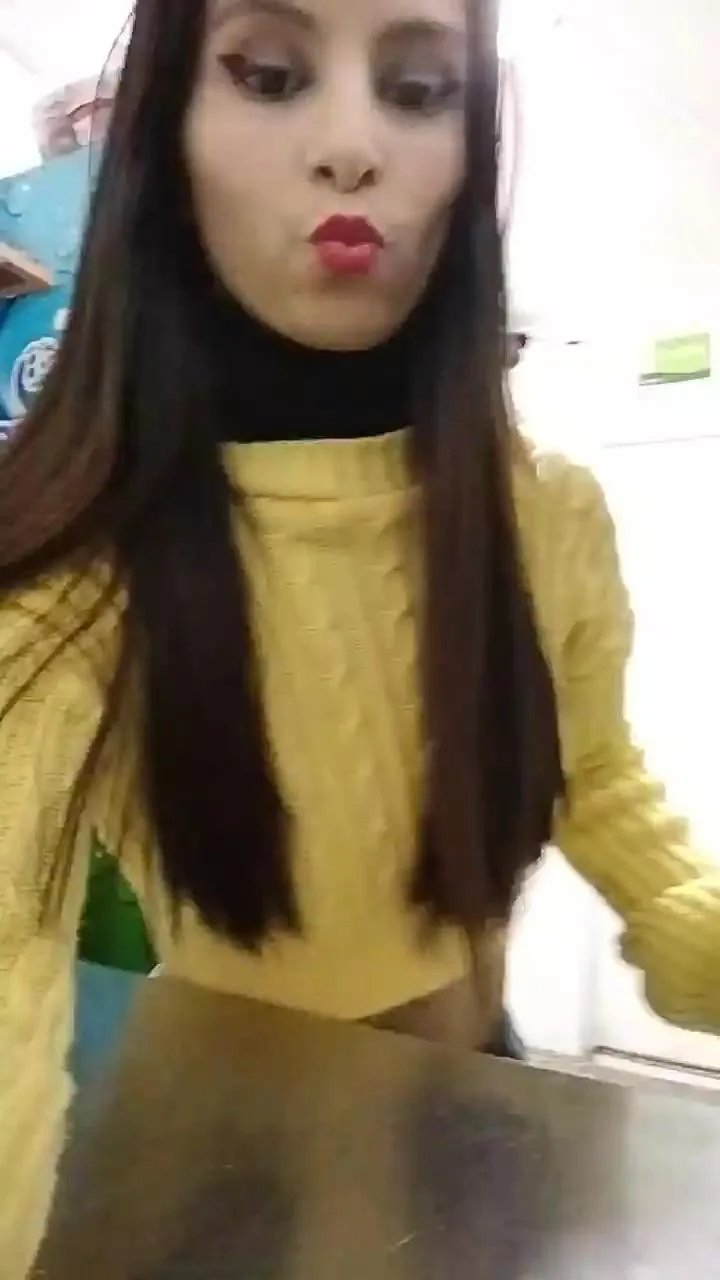 Offline soy_mary1 on Cam4