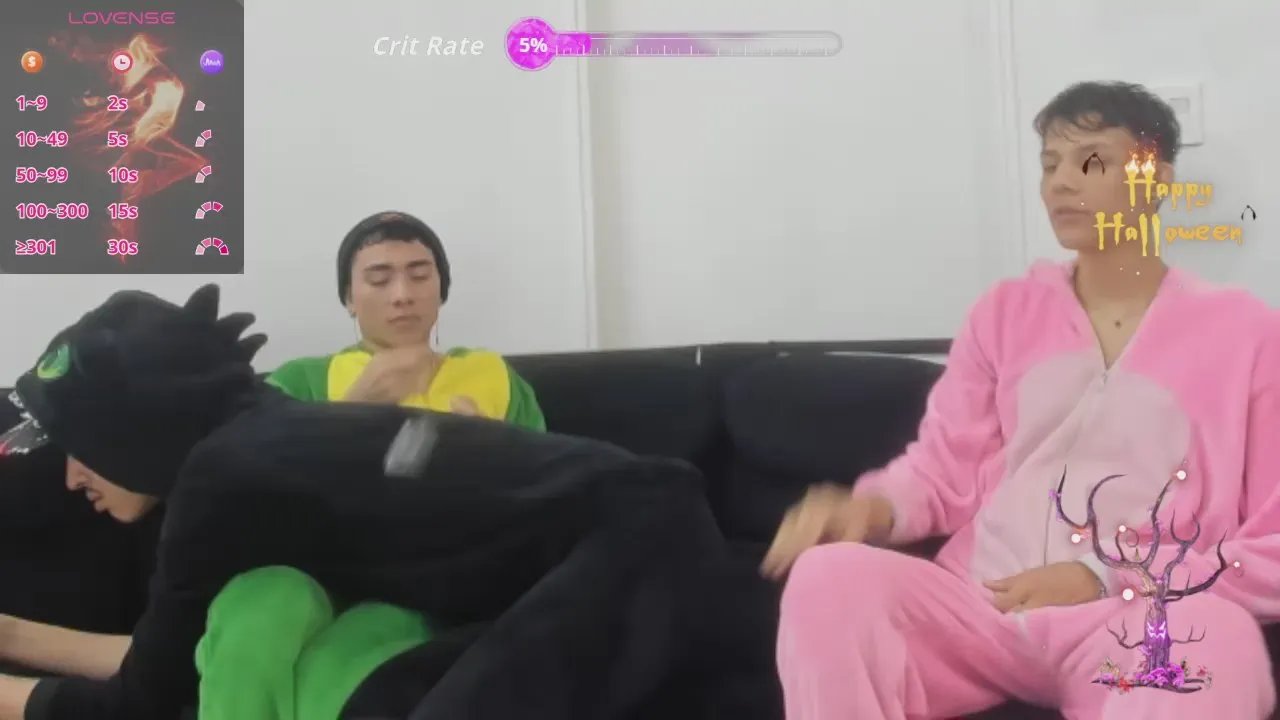 Offline StrawwBoyss on Cam4