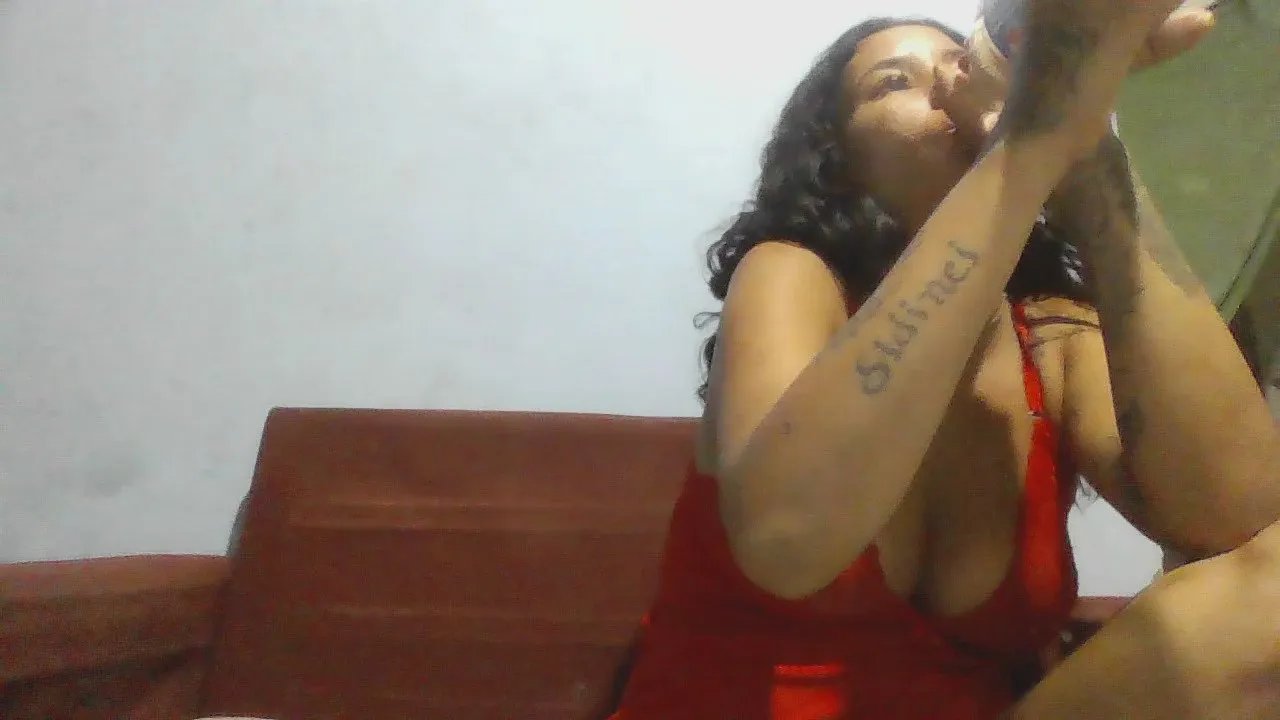 Offline Thas99 on Cam4