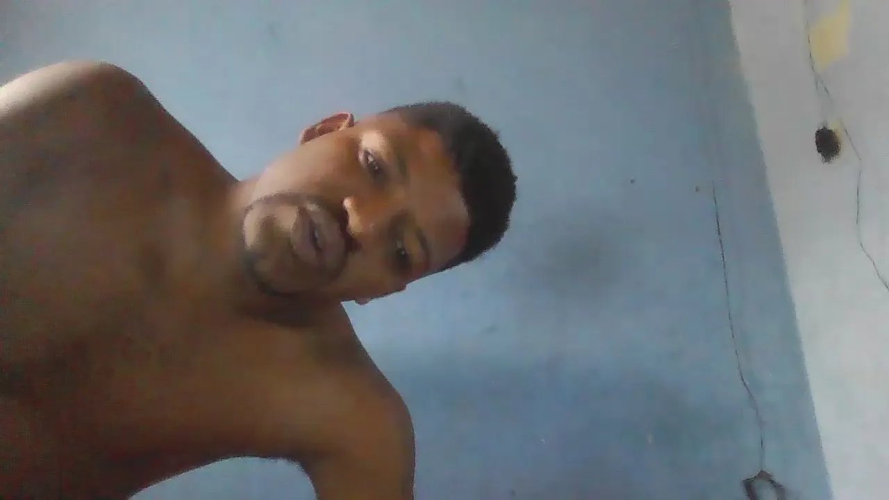 Offline Thas99 on Cam4