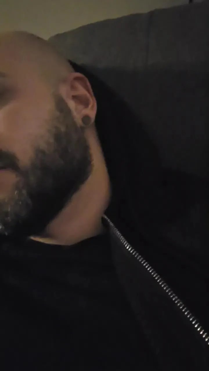 Offline VinnyBad on Cam4