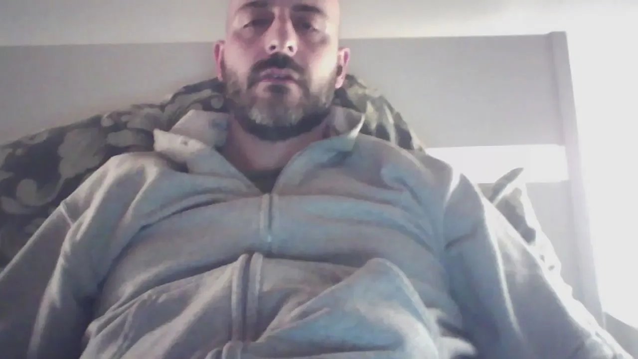 Offline VinnyBad on Cam4