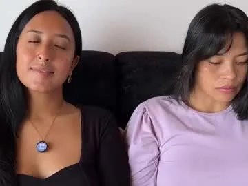 Freechat 2summerlove2 on Chaturbate