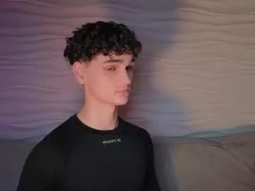 adam_21cm on Chaturbate 