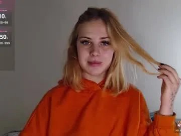 Freechat alismoona on Chaturbate