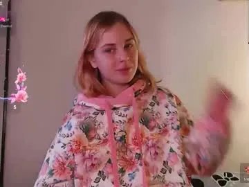 Freechat alismoona on Chaturbate