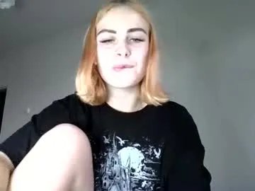 Freechat alismoona on Chaturbate