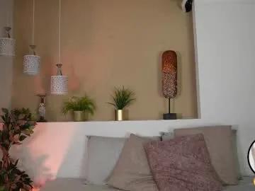 Freechat alison222_ on Chaturbate