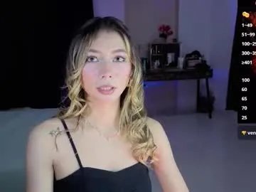 Freechat amelieaxie on Chaturbate