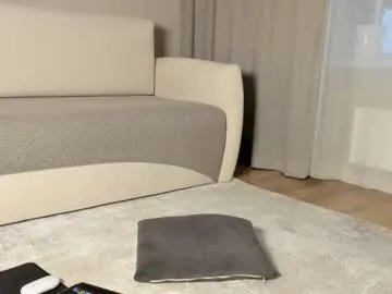 Freechat amelinalove on Chaturbate