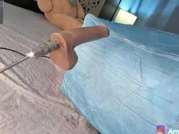 Freechat amyblack__ on Chaturbate