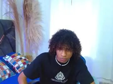 Freechat angell18_ on Chaturbate