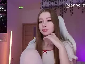 annelitt on Chaturbate 