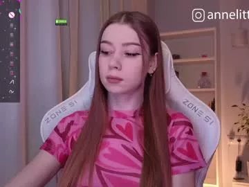 annelitt on Chaturbate 