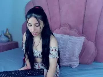 Freechat antonella_foxxxx on Chaturbate