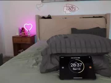 Freechat ari_lovexo on Chaturbate