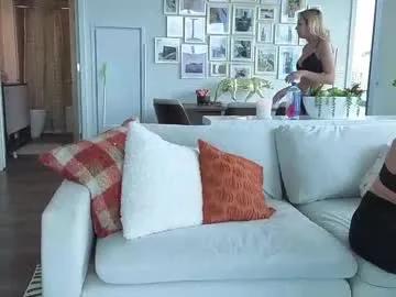 Freechat bambifarrina on Chaturbate