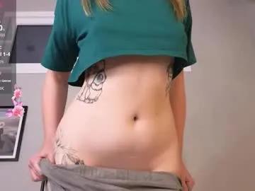 belly_brics on Chaturbate 