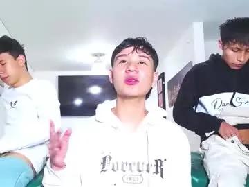 Freechat benz_boys on Chaturbate