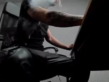 Freechat brianhunts on Chaturbate