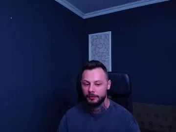 Freechat brianhunts on Chaturbate