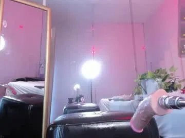 Freechat britannyclaire on Chaturbate