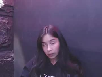 Freechat bunnywhite21 on Chaturbate