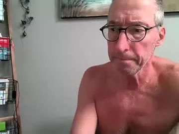 Freechat caressluving on Chaturbate