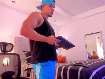 Freechat chrismorgan24 on Chaturbate