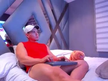 Freechat chrismorgan24 on Chaturbate