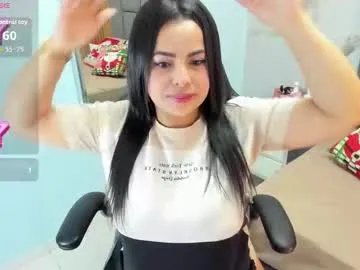 Freechat cintylovely on Chaturbate