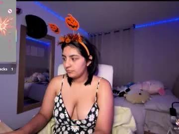 Freechat cloe_small08 on Chaturbate