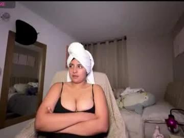 Freechat cloe_small08 on Chaturbate