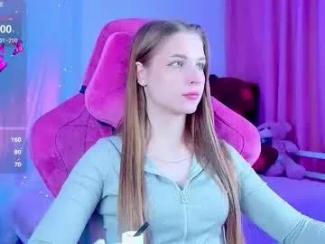 Freechat cutemousee on Chaturbate