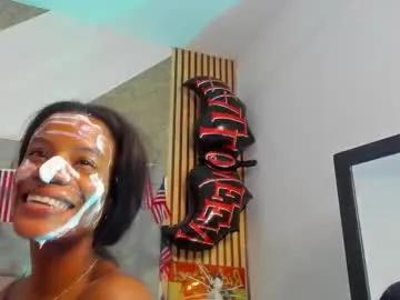 Freechat daffnelewis on Chaturbate