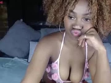 Freechat dahyan_ on Chaturbate