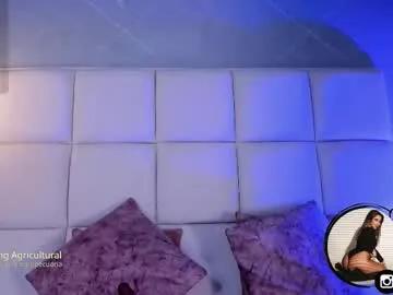 Freechat danii_hill on Chaturbate