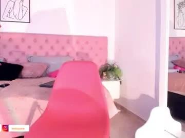 dapnne_ — GOAL: Masturbate between legs [187 tokens remaining]  Bent over for you... dripping, moaning, and ready to be used.     #latina #Bigass #sensual #Young  #Lovense  #naked