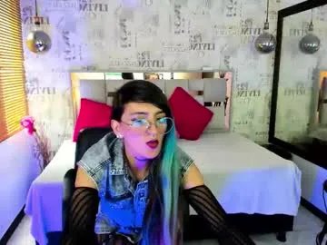 Freechat dark_dominika on Chaturbate
