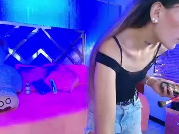 Freechat dark_dominika on Chaturbate