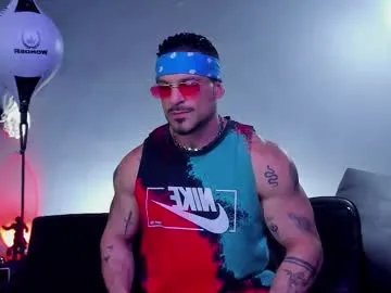 dennis_cox_ on Chaturbate