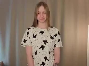 Freechat dollyburruss on Chaturbate