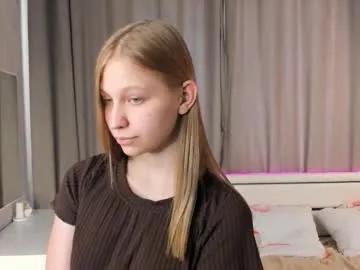 dollyburruss — Goal -lick my beautiful lips My name is Emilia #natural #shy #18 #teen #lovense [20 tokens remaining]