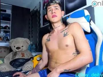 domenique_stoll on Chaturbate