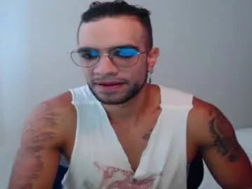 Freechat dostoyrodia_34 on Chaturbate